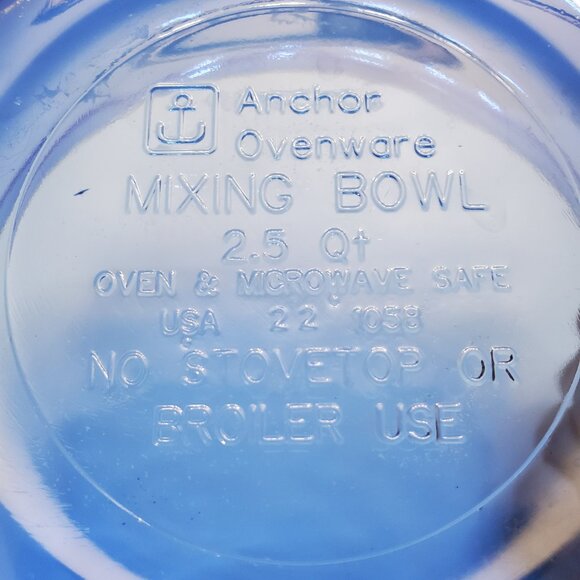 Anchor Hocking Cobalt Blue 2.5 Qt Mixing Bowl Anchor Ovenware Blue Serving Bowl - Picture 4 of 4